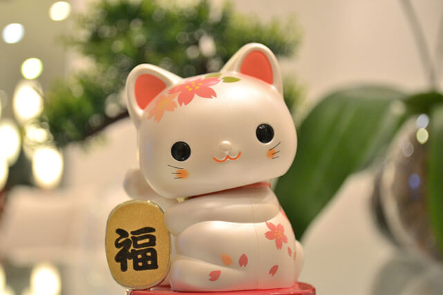 Maneki Neko - the luck charm cat from Japan