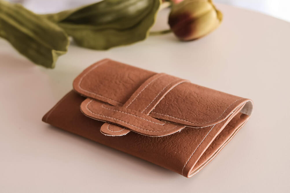 10 dicas de decoração e presentes de natal DIY por Pense & Decore Dicas de presentes de Natal DIY: carteira de couro feito