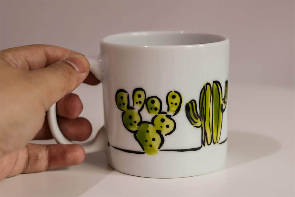 10 dicas de decoração e presentes de natal DIY por Pense & Decore Dicas de presentes de Natal DIY: caneca personalizada